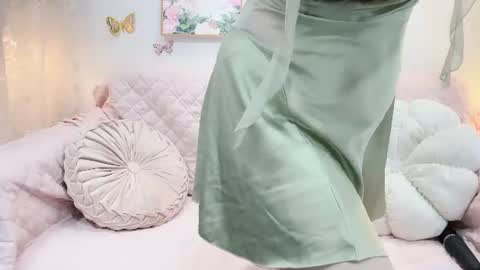 Clari online show from June 25, 1:49 am