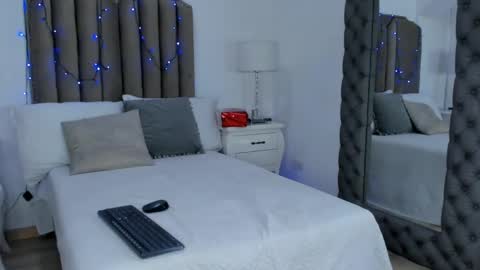 Mistress Clarisse online show from December 16, 5:38 am