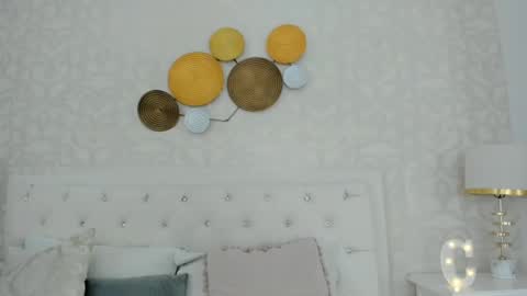 Mistress Clarisse online show from December 18, 10:46 pm