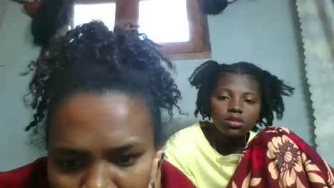 clarisse98 online show from October 28, 3:43 am