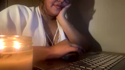 Snapshot of clariun chatting on November 3, 12:17 pm clariun online show from November 3, 12:17 pm