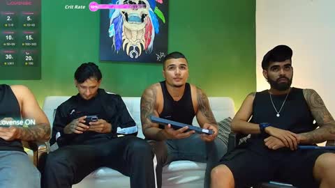 Snapshot of clark__ken chatting on November 7, 2:22 am Juanpaindependent model online show from November 7, 2:22 am