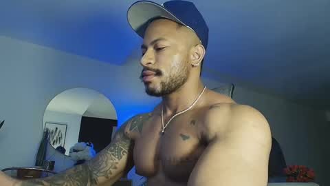 clark_strong online show from November 12, 8:52 pm