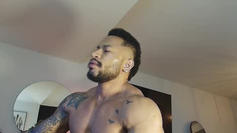 clark_strong online show from February 5, 8:35 pm