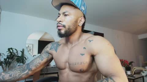 clark_strong online show from April 23, 11:31 am