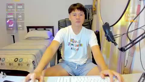 Clark online show from July 7, 11:53 pm