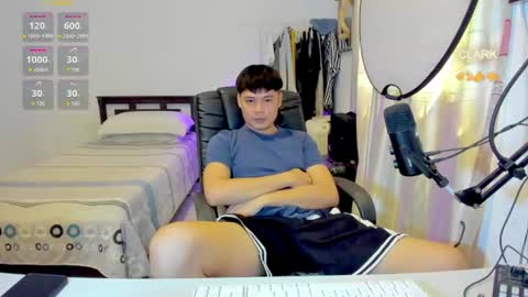 Clark online show from July 15, 1:33 am