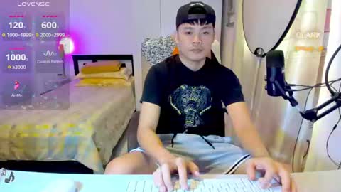 Clark online show from July 24, 1:58 am