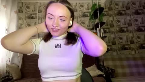 claudetteburow online show from March 15, 1:06 pm