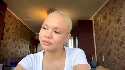 claudettelayel online show from July 15, 11:04 am