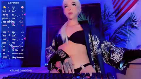   online show from September 28, 10:59 pm