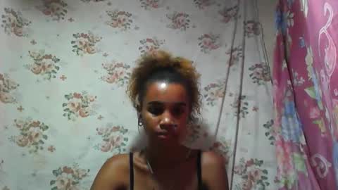 claudianne online show from December 19, 7:10 pm