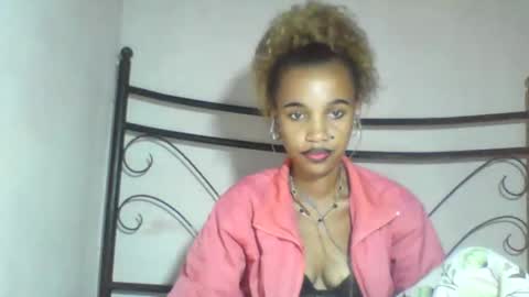 claudianne online show from April 22, 7:26 pm