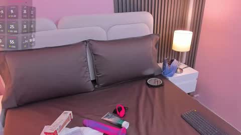 clauwdeen  wolf online show from September 19, 8:09 pm