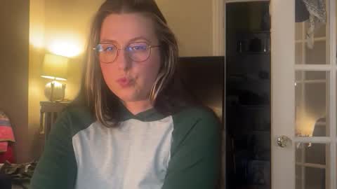 clemmy and bane online show from January 11, 4:06 am