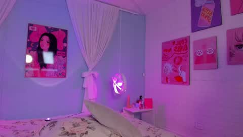 Snapshot of cleo_foxx chatting on May 11, 4:04 pm Cleo online show from May 11, 4:04 pm