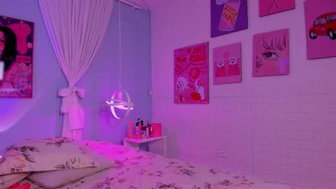Snapshot of cleo_foxx chatting on May 13, 11:51 am Cleo online show from May 13, 11:51 am