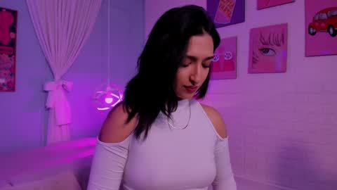 Snapshot of cleo_foxx chatting on June 3, 11:24 am Cleo online show from June 3, 11:24 am