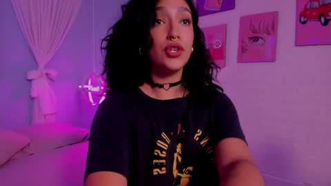 Snapshot of cleo_foxx chatting on June 5, 11:49 am Cleo online show from June 5, 11:49 am