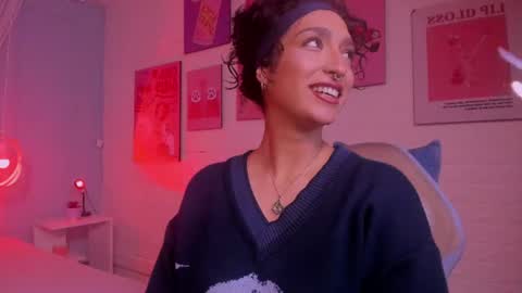 Snapshot of cleo_foxx chatting on June 10, 12:04 pm Cleo online show from June 10, 12:04 pm