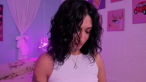 Snapshot of cleo_foxx chatting on June 11, 12:03 pm Cleo online show from June 11, 12:03 pm
