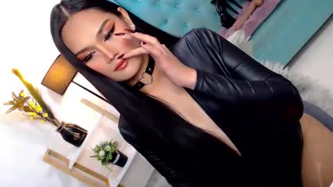 Snapshot of cleofex chatting on October 14, 11:27 pm Cleo online show from October 14, 11:27 pm