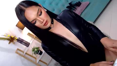 Snapshot of cleofex chatting on November 28, 12:24 am Cleo online show from November 28, 12:24 am