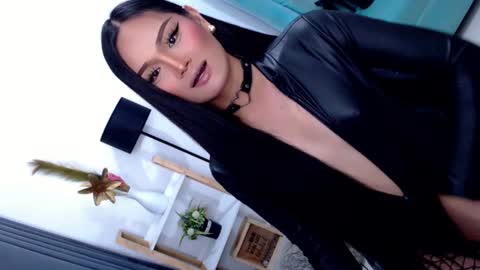 Cleo online show from July 1, 7:46 pm