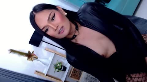 Cleo online show from July 10, 8:44 pm