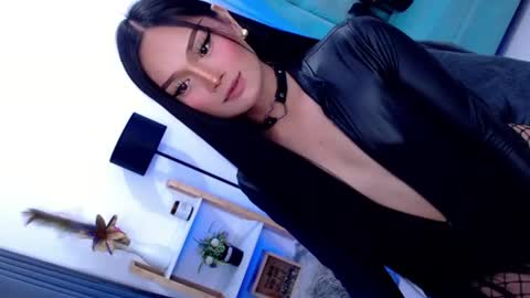 Cleo online show from July 22, 8:44 pm