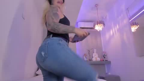 . Cleo Jhonson . online show from June 19, 2:49 am