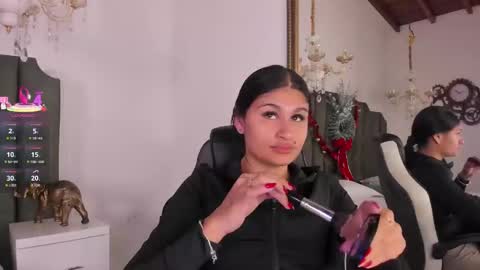 Cleopatra online show from December 17, 6:47 pm