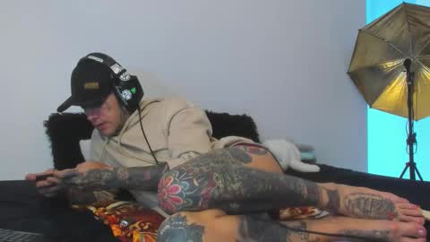 cleo y maikol online show from October 18, 9:37 pm