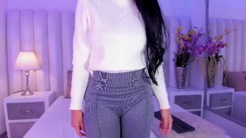 Snapshot of cleosteele_ chatting on July 10, 10:18 am CleoSteele online show from July 10, 10:18 am