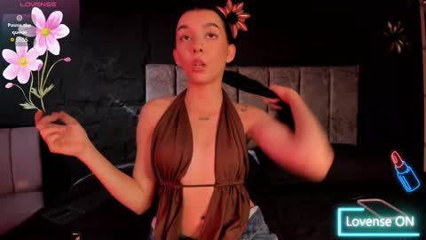 cleowhite_ online show from March 17, 9:07 pm