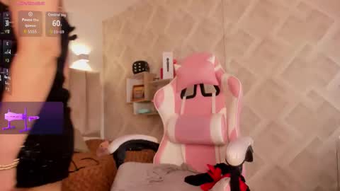 clhoe_johnson_ online show from February 13, 12:56 pm