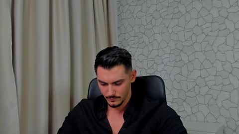 Snapshot of clintmasterss chatting on January 23, 2:39 pm ClintMasterss online show from January 23, 2:39 pm