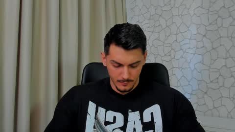 Snapshot of clintmasterss chatting on February 10, 8:42 am ClintMasterss online show from February 10, 8:42 am