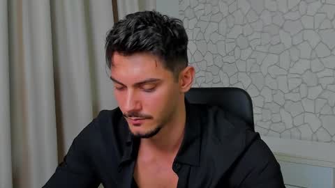 Snapshot of clintmasterss chatting on February 15, 8:11 am ClintMasterss online show from February 15, 8:11 am