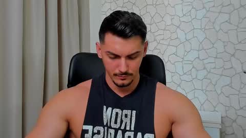 Snapshot of clintmasterss chatting on February 18, 9:43 am ClintMasterss online show from February 18, 9:43 am