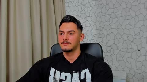 Snapshot of clintmasterss chatting on February 20, 9:00 am ClintMasterss online show from February 20, 9:00 am