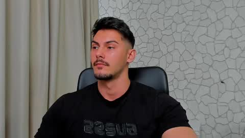 Snapshot of clintmasterss chatting on February 21, 9:13 am ClintMasterss online show from February 21, 9:13 am