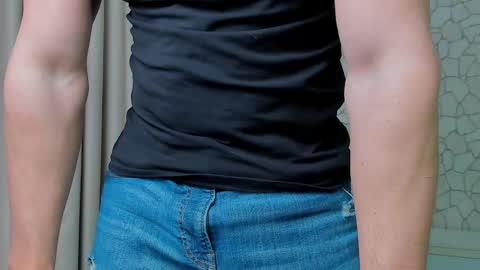 Snapshot of clintmasterss chatting on March 9, 9:24 am ClintMasterss online show from March 9, 9:24 am