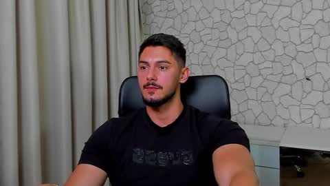 Snapshot of clintmasterss chatting on September 30, 4:17 am ClintMasterss online show from September 30, 4:17 am