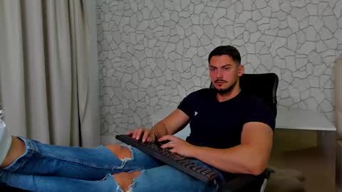 Snapshot of clintmasterss chatting on October 11, 4:12 am ClintMasterss online show from October 11, 4:12 am