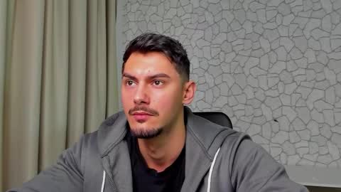 Snapshot of clintmasterss chatting on January 14, 6:52 am ClintMasterss online show from January 14, 6:52 am