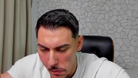 Snapshot of clintmasterss chatting on March 4, 6:30 am ClintMasterss online show from March 4, 6:30 am