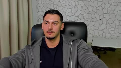 Snapshot of clintmasterss chatting on March 7, 6:43 am ClintMasterss online show from March 7, 6:43 am