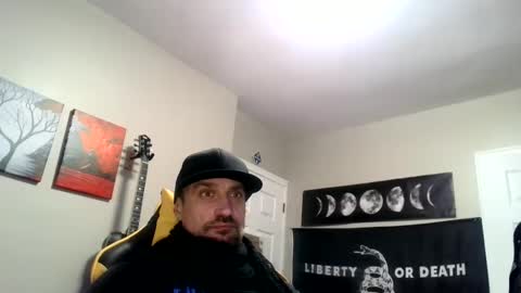 Snapshot of clintwood12 chatting on January 11, 5:52 am chad online show from January 11, 5:52 am