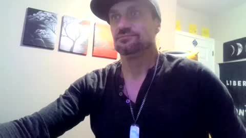 Snapshot of clintwood12 chatting on January 12, 5:45 am chad online show from January 12, 5:45 am